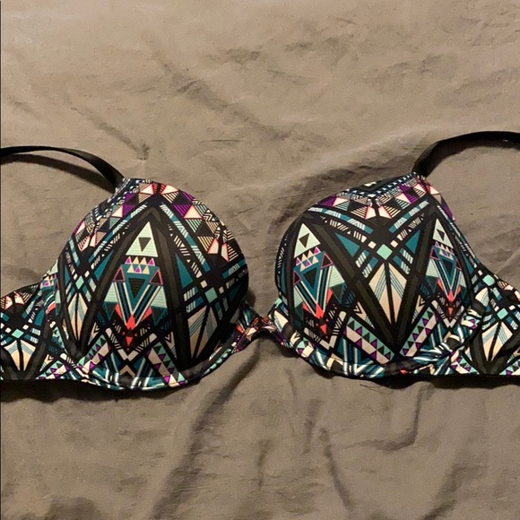 PINK bra - Picture 1 of 2